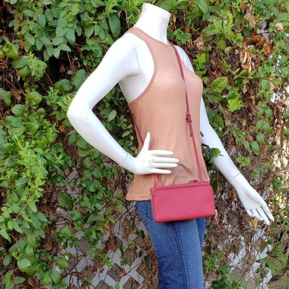 Soo‎ cute little fossil wallet crossbody bag - Picture 1 of 6